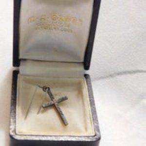 Vintage Cross Crucifix Pendant